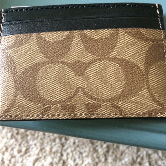 New Coach Pac-Man credit card holder - Picture 2 of 2